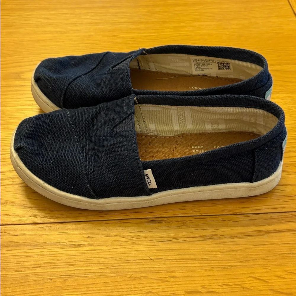 TOMS Kids Navy Blue Canvas Slip-On Moccasins US 12 (Toddler)